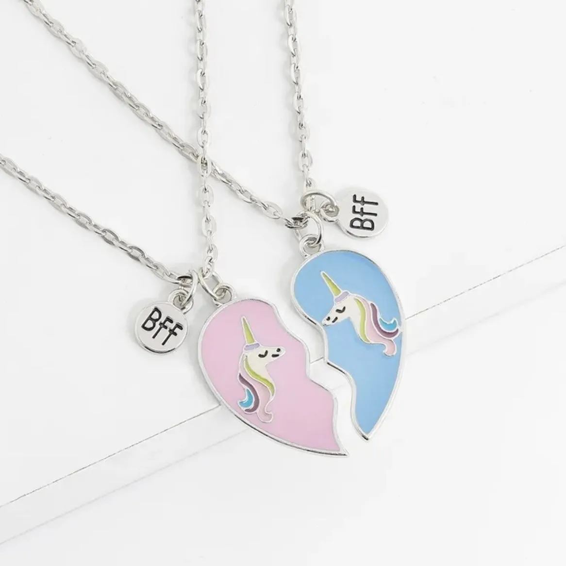 * BFF NECKLACE SET: UNICORNS BLUE & PINK 💙🩷 NEW