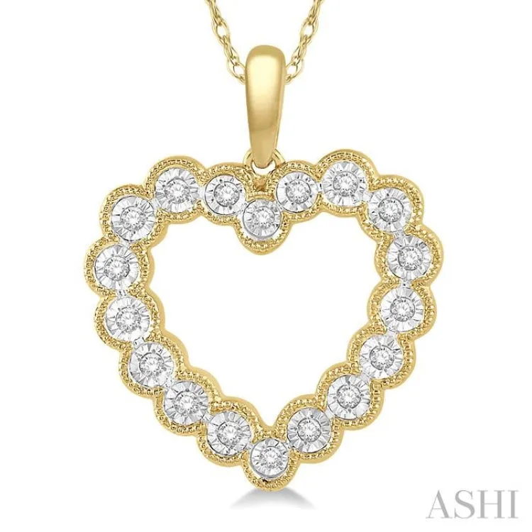 1/8 Ctw Heart Charm Round Cut Diamond Pendant With Link Chain in 10K Yellow Gold