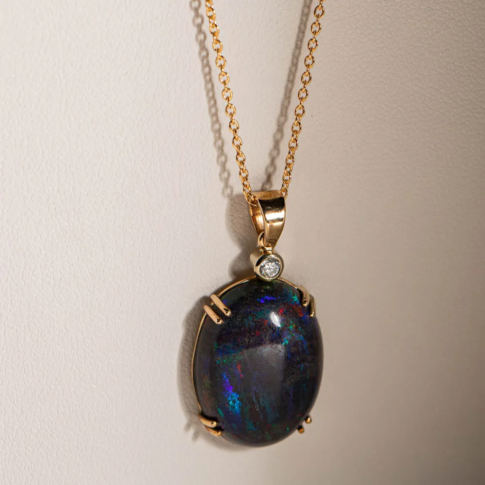 9ct Yellow gold Opal & Diamond Pendant