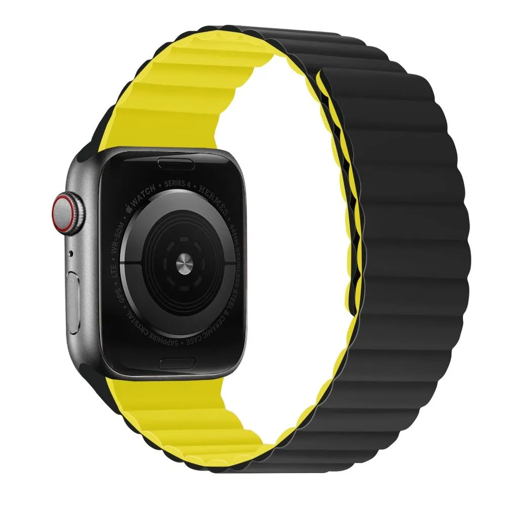 Apple Watch (45mm) dual color silicone watch strap - Black / Yellow