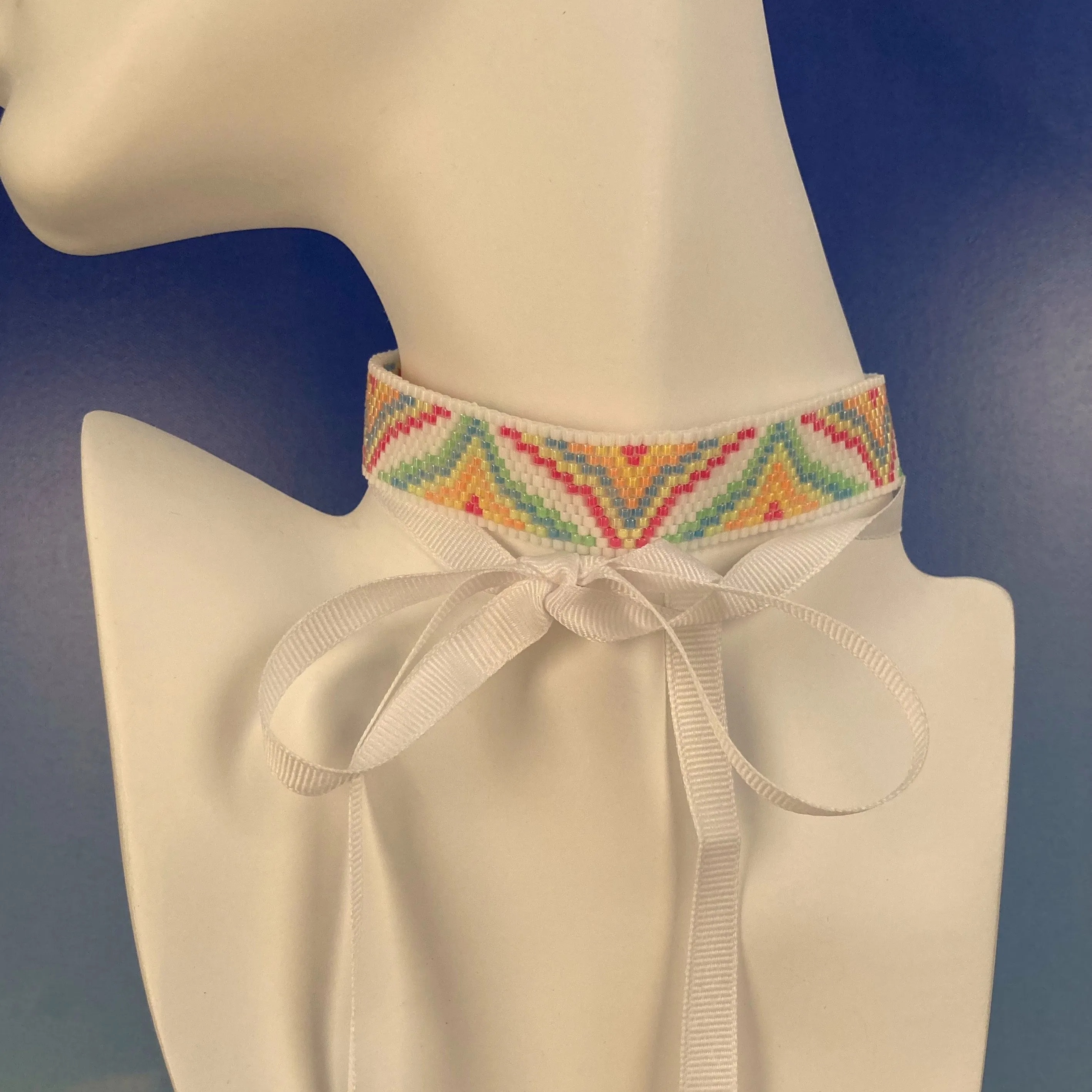 Beaded Choker in Neon Bargello Peaks