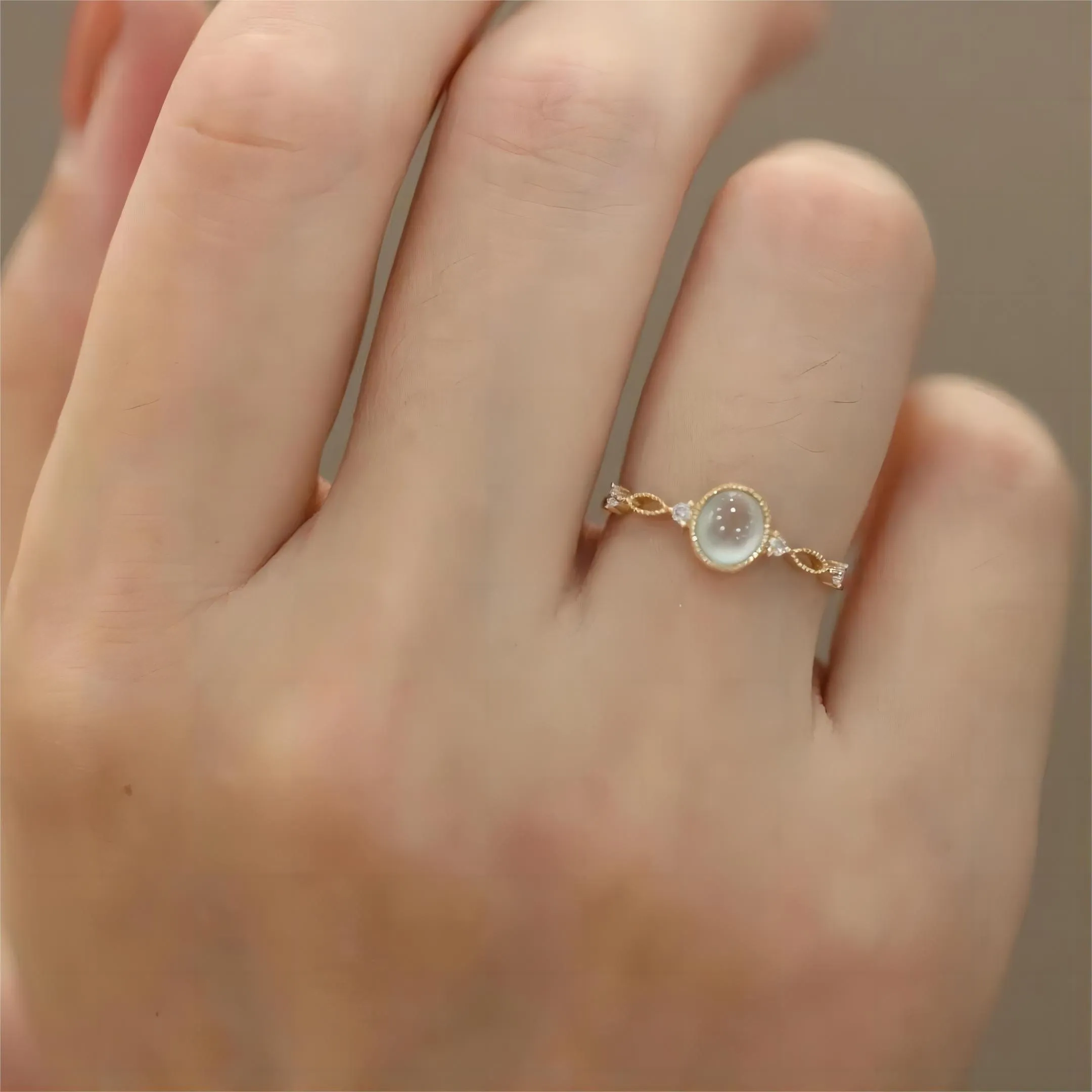 Charming Baroque-style Opal Ring