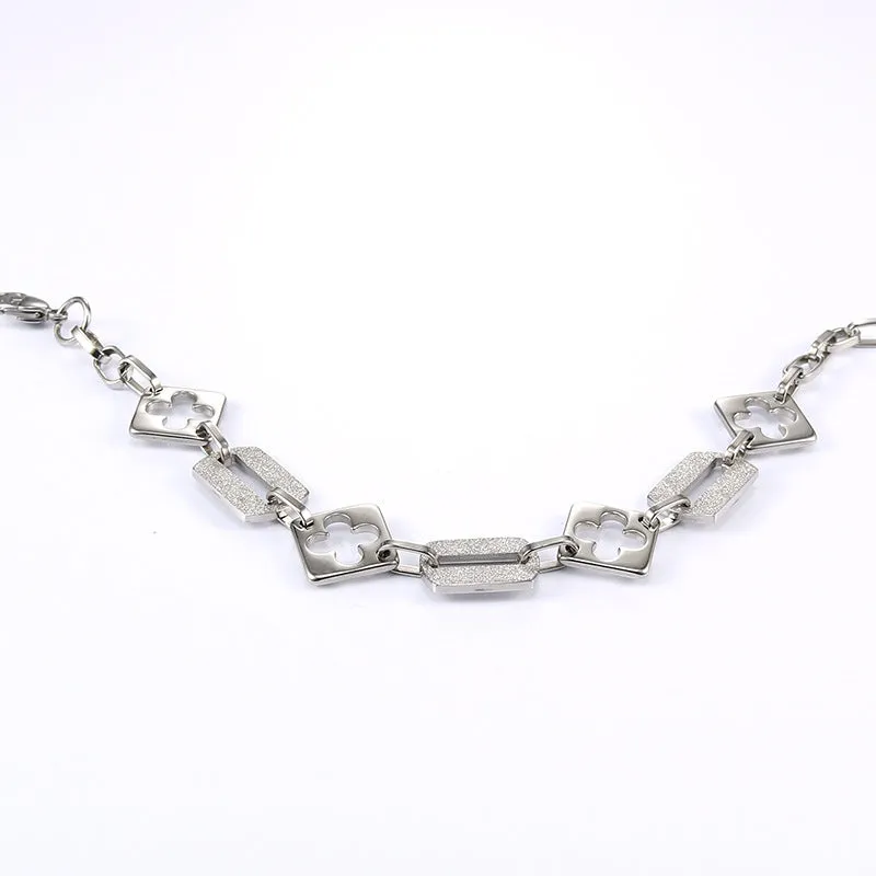 Chic Flower-Inspired Titanium Steel Bracelet for Women - Personalized Everyday Jewelry