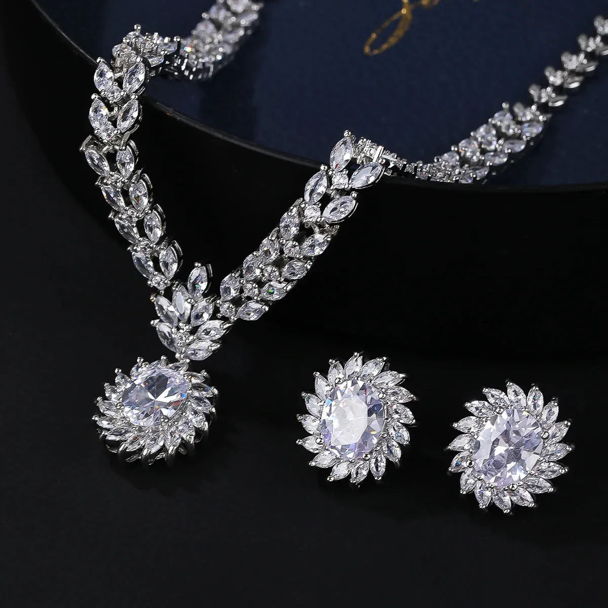 Fashion Elegant CZ Necklace And Earrings Jewelry Set, European Jewelry Bridal Wedding Party, Dress Accessories CN10416