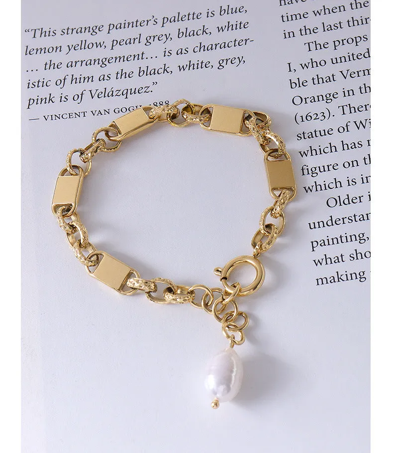 French Retro Chic Gold Plated Pearl Bracelet for Women