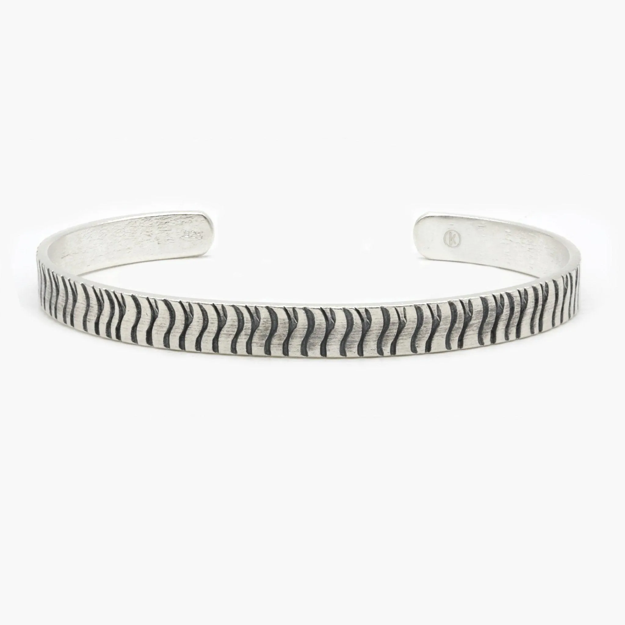 Hand-forged "Arnette" Silver Bangle