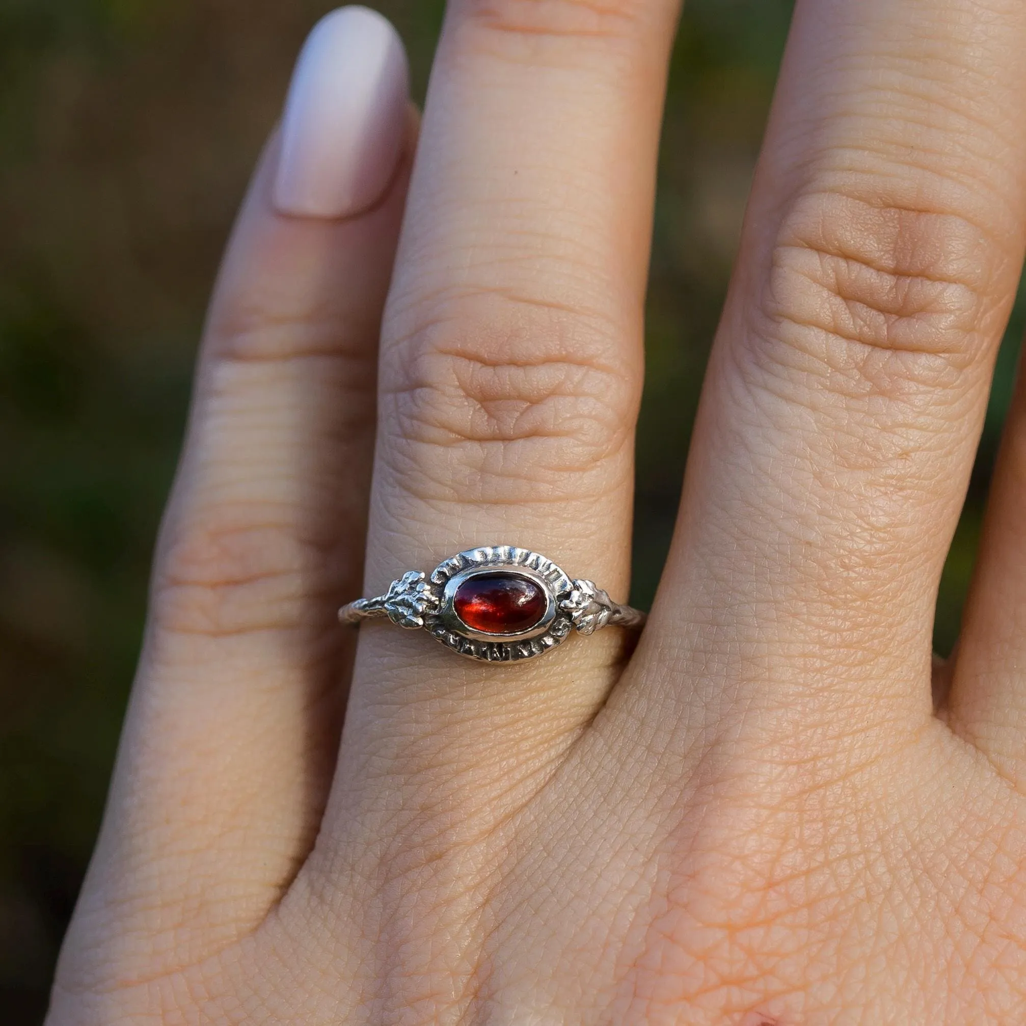 HARMONY Garnet Ring