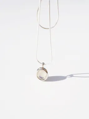 [INODORE] Seasonless Pupil necklace _ white opal