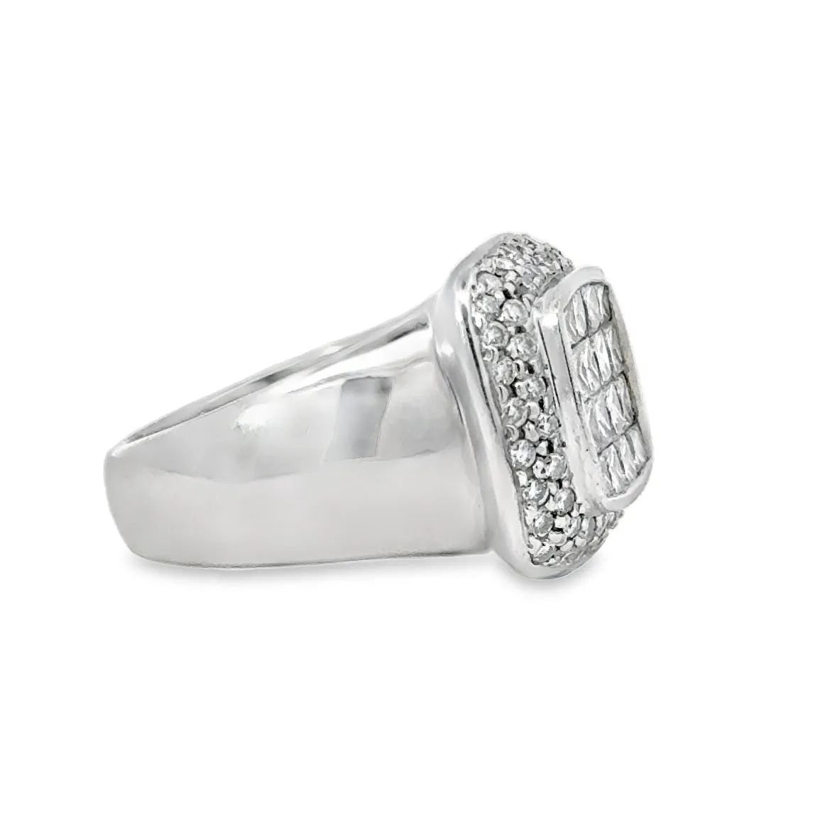 Kirkland Jewelry Estate | 18K White Gold Diamond Cluster Ring