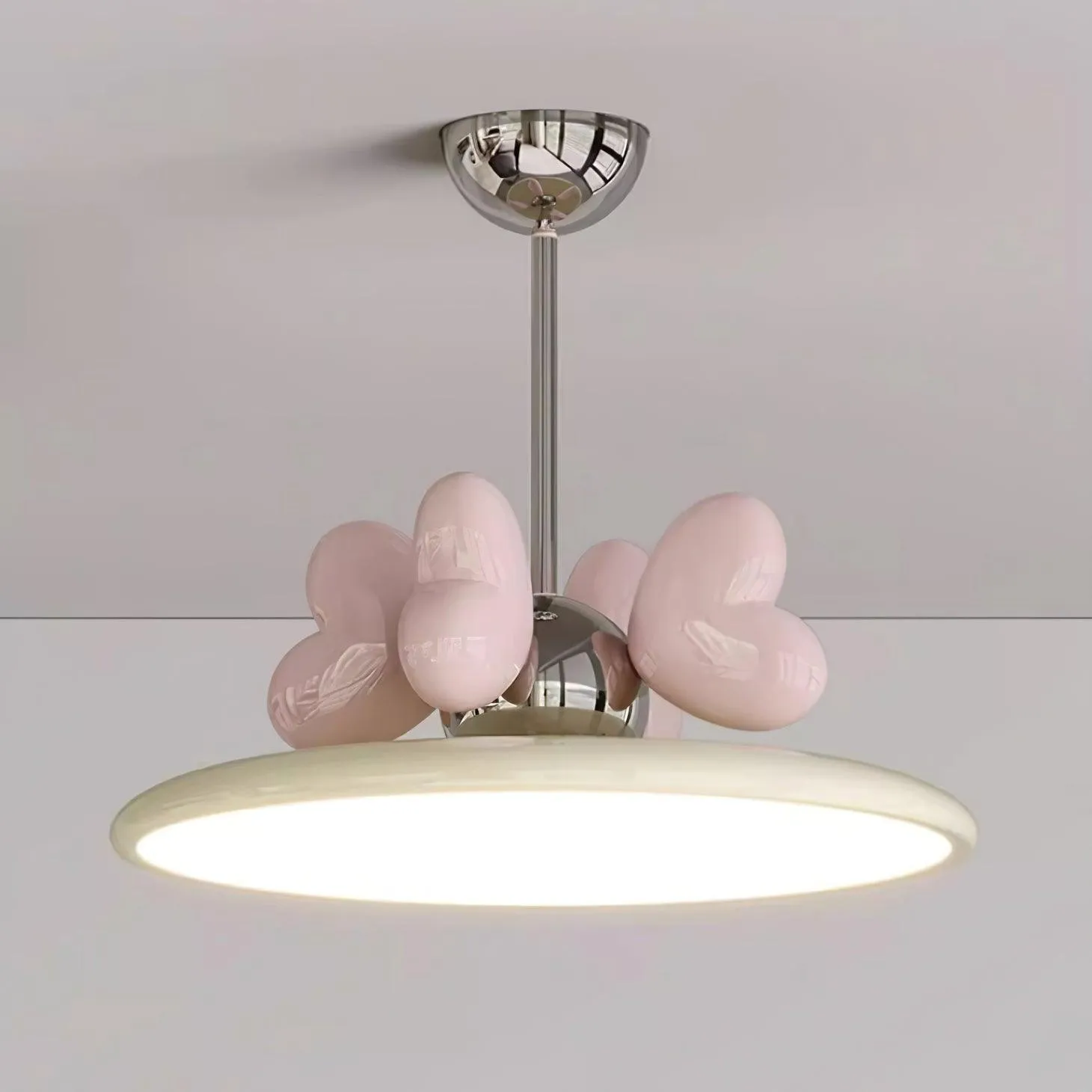 Lilia Pendant Lamp