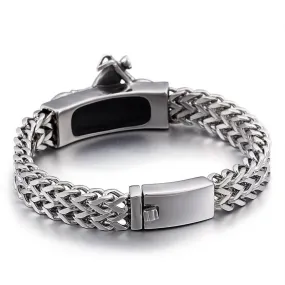 Men's Vintage-Inspired Titanium Steel Motorcycle Bracelet - Popular European and American Retro Jewelry for Men