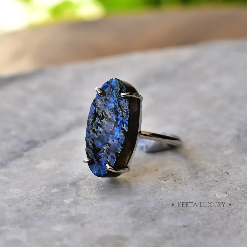 Mystic Aura - Raw Labradorite Ring