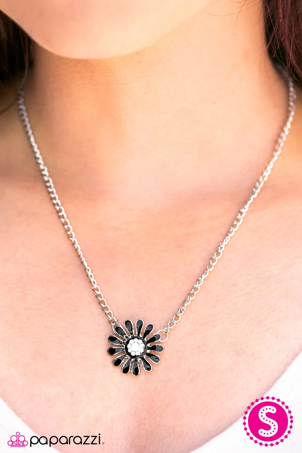 Open Door Jewelry - Bloom With Grace - Black Necklace - Paparazzi Accessories