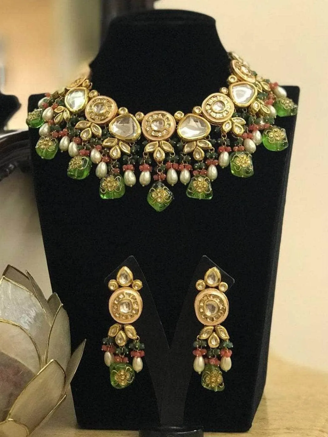 Paloma Rao In Kundan With Meena Design Necklace Set