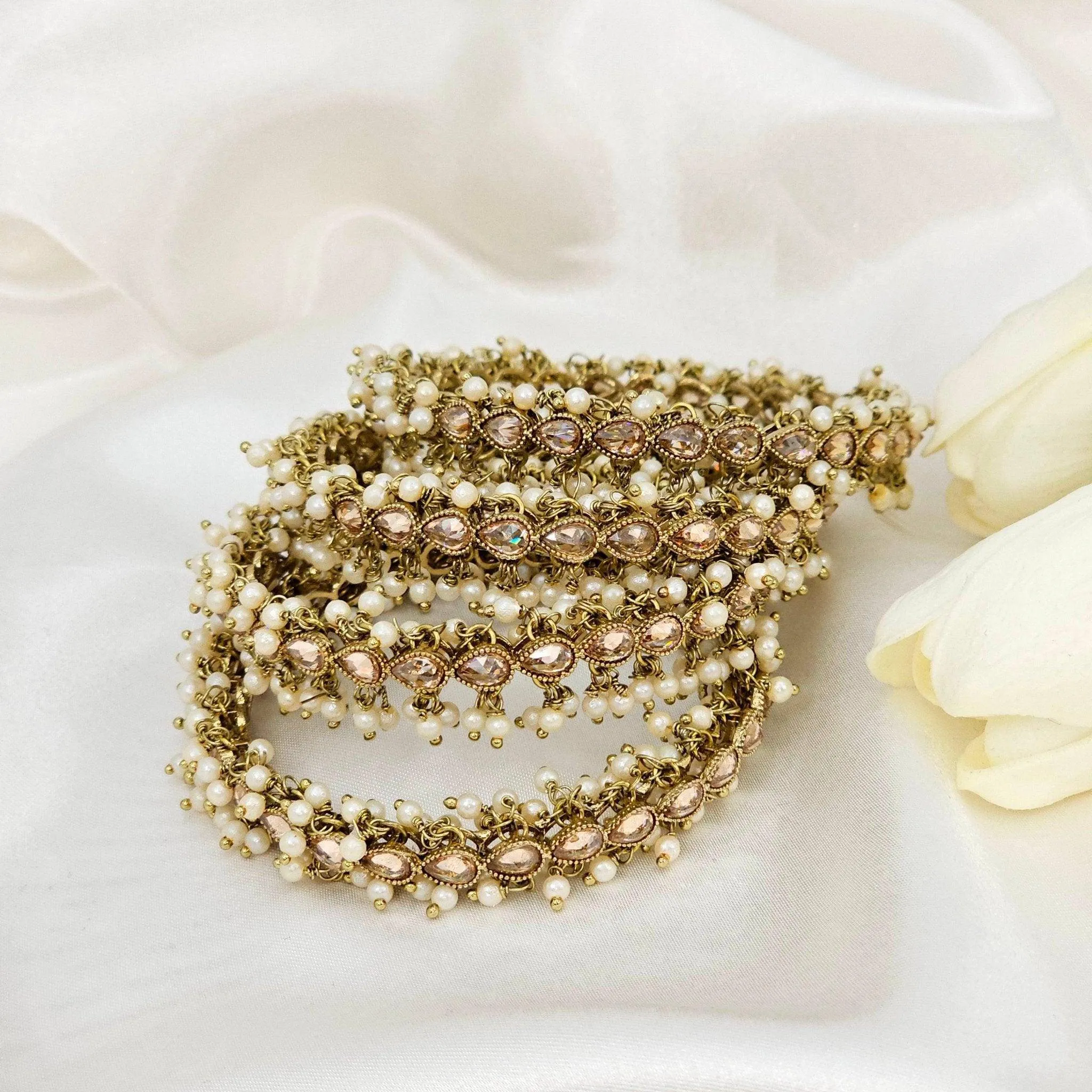 Set of 4 Polki Pearl details Bangles - Gold