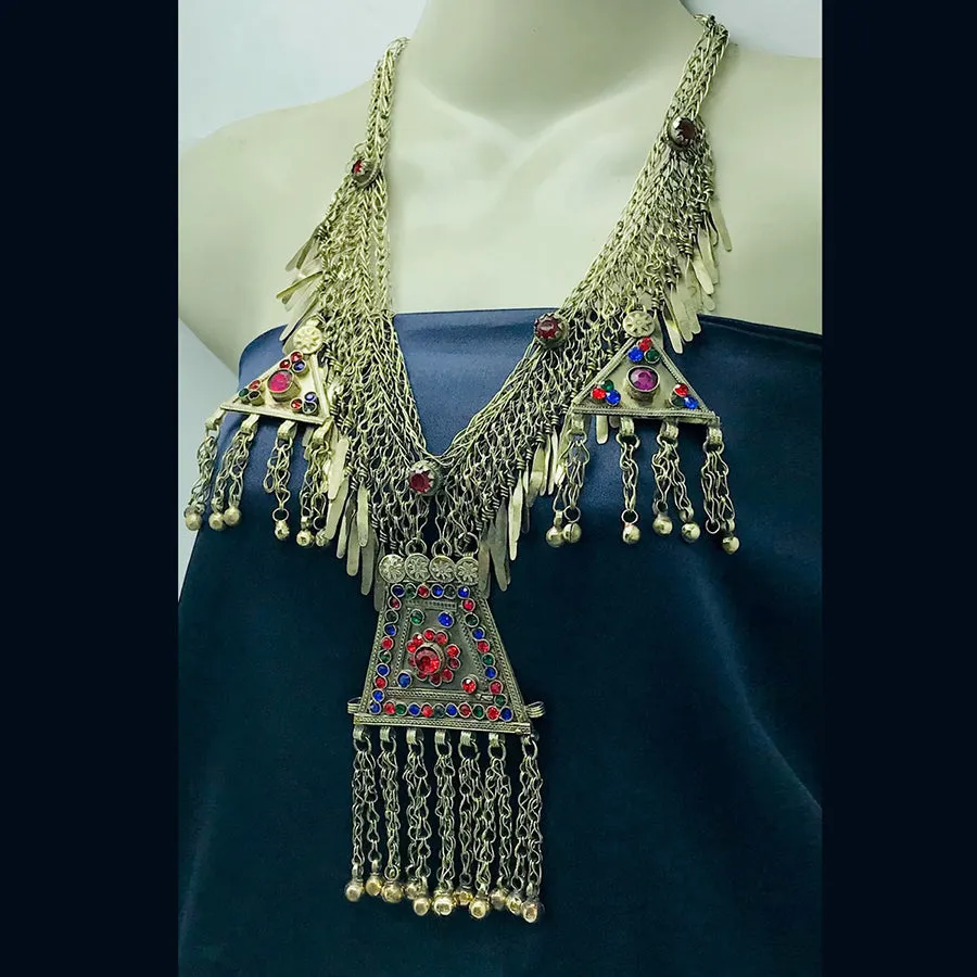 Silver Kuchi Bib Necklace With Dangling Pendant