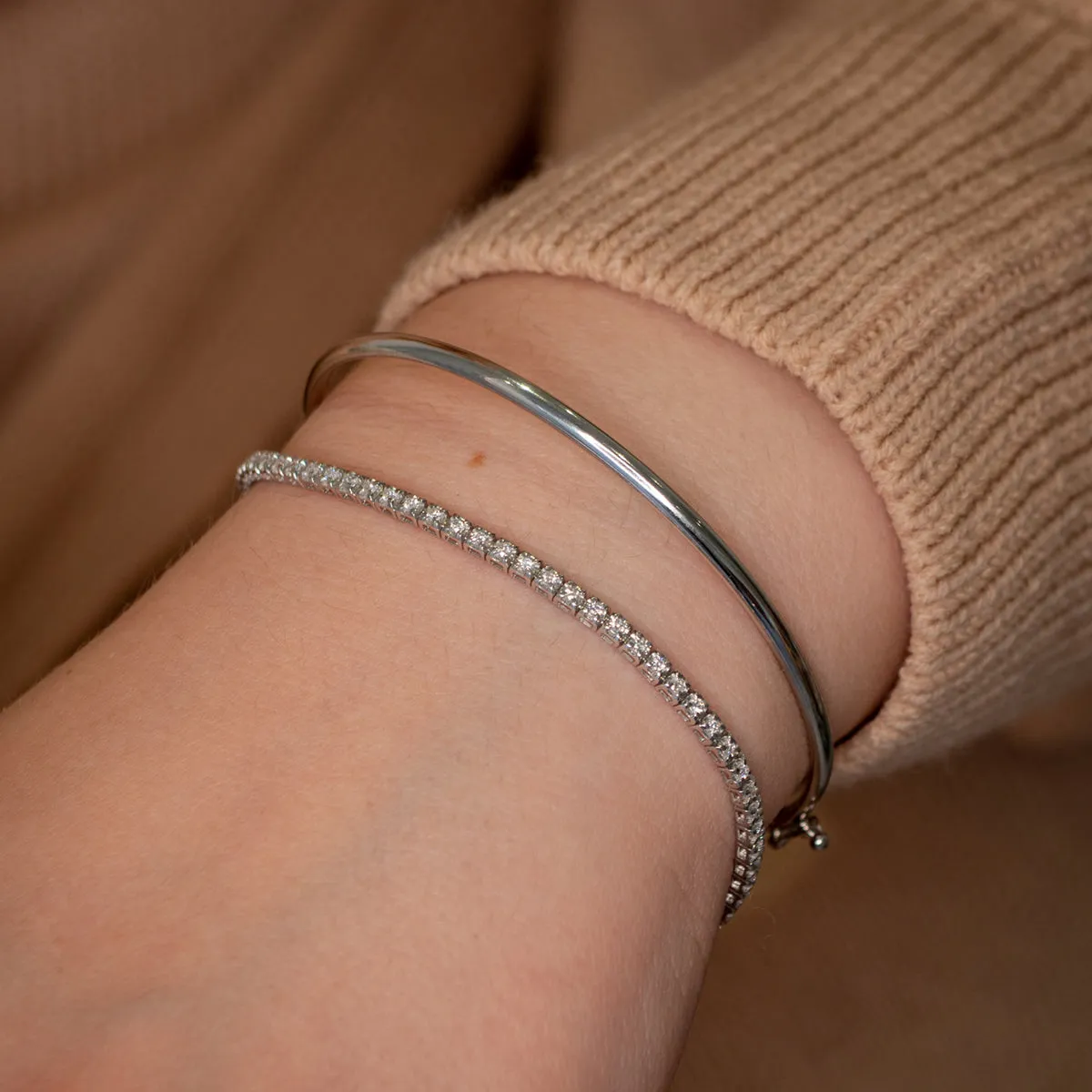 Soleil Collection Plain Bangle | 9K Solid White Gold