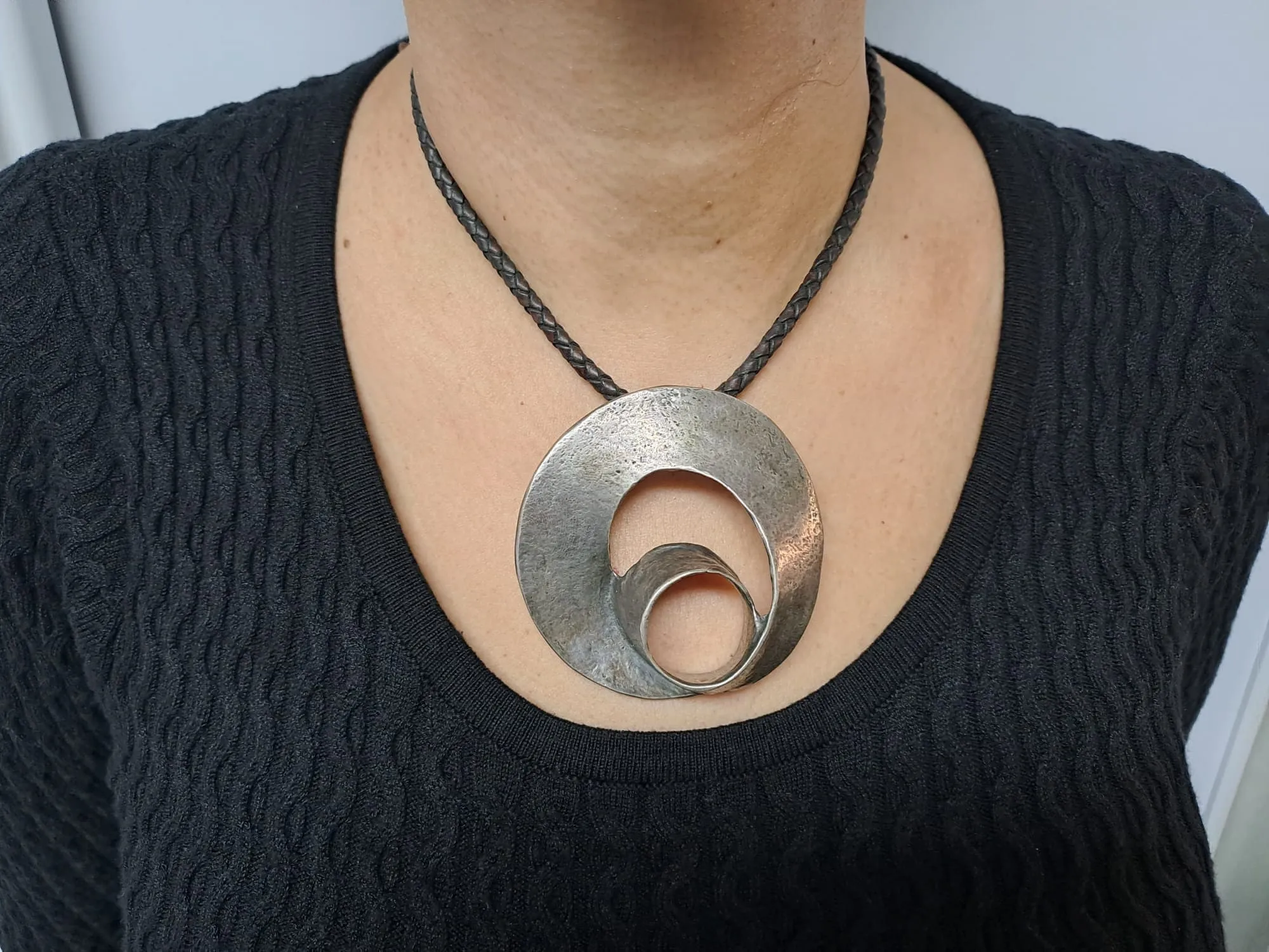 Spiral pendant Necklace