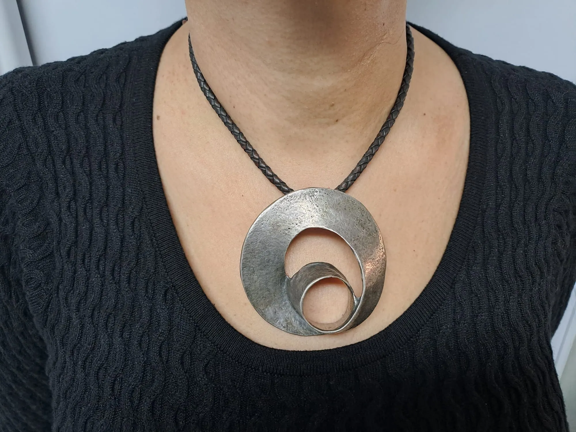 Spiral pendant Necklace