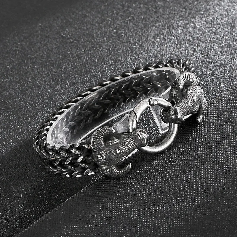 Stylish Multi-Layered Men's Titanium Steel Bracelet with Bull Head Design