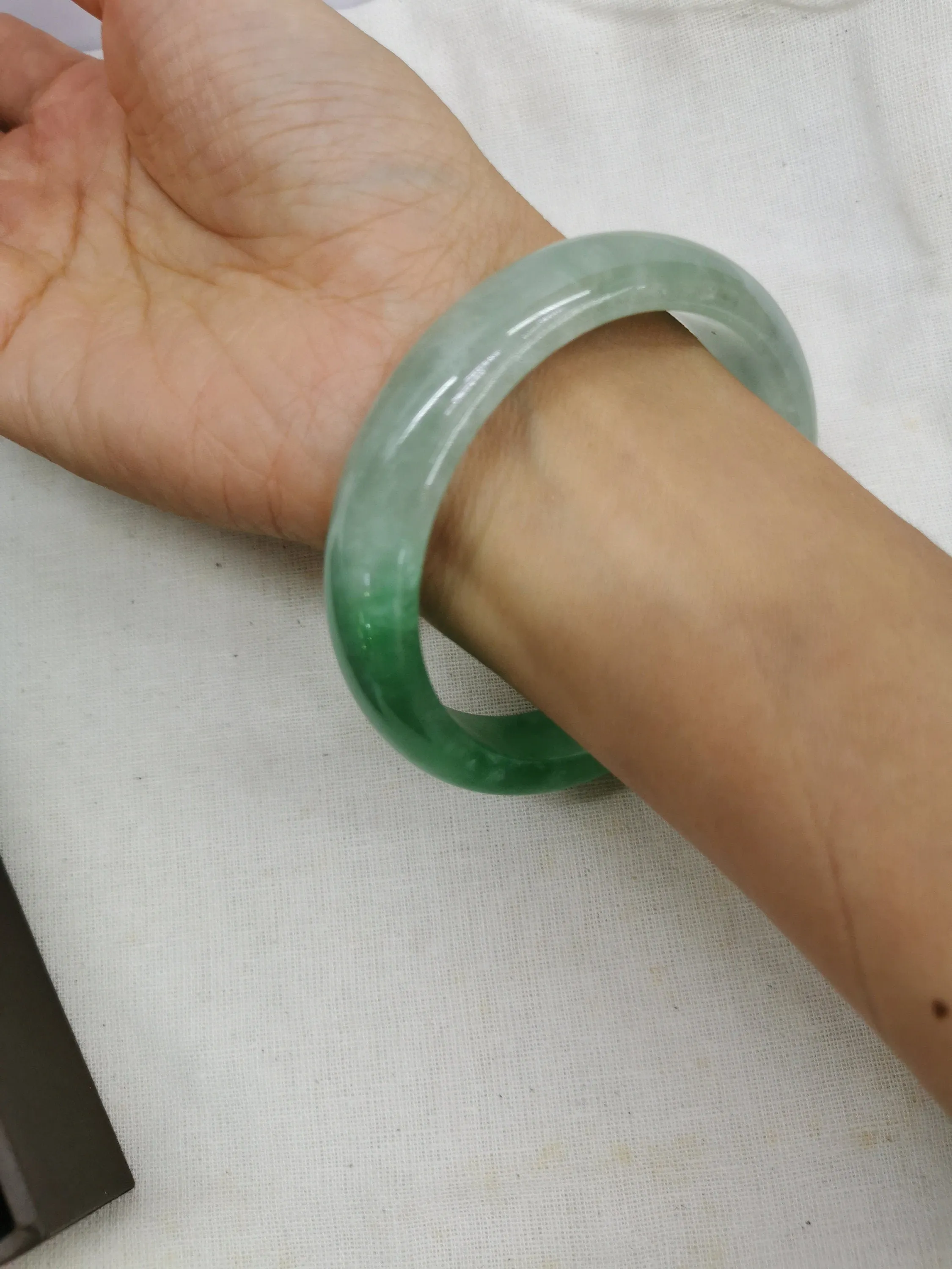 Translucent Light Green Jade Wide Bangle