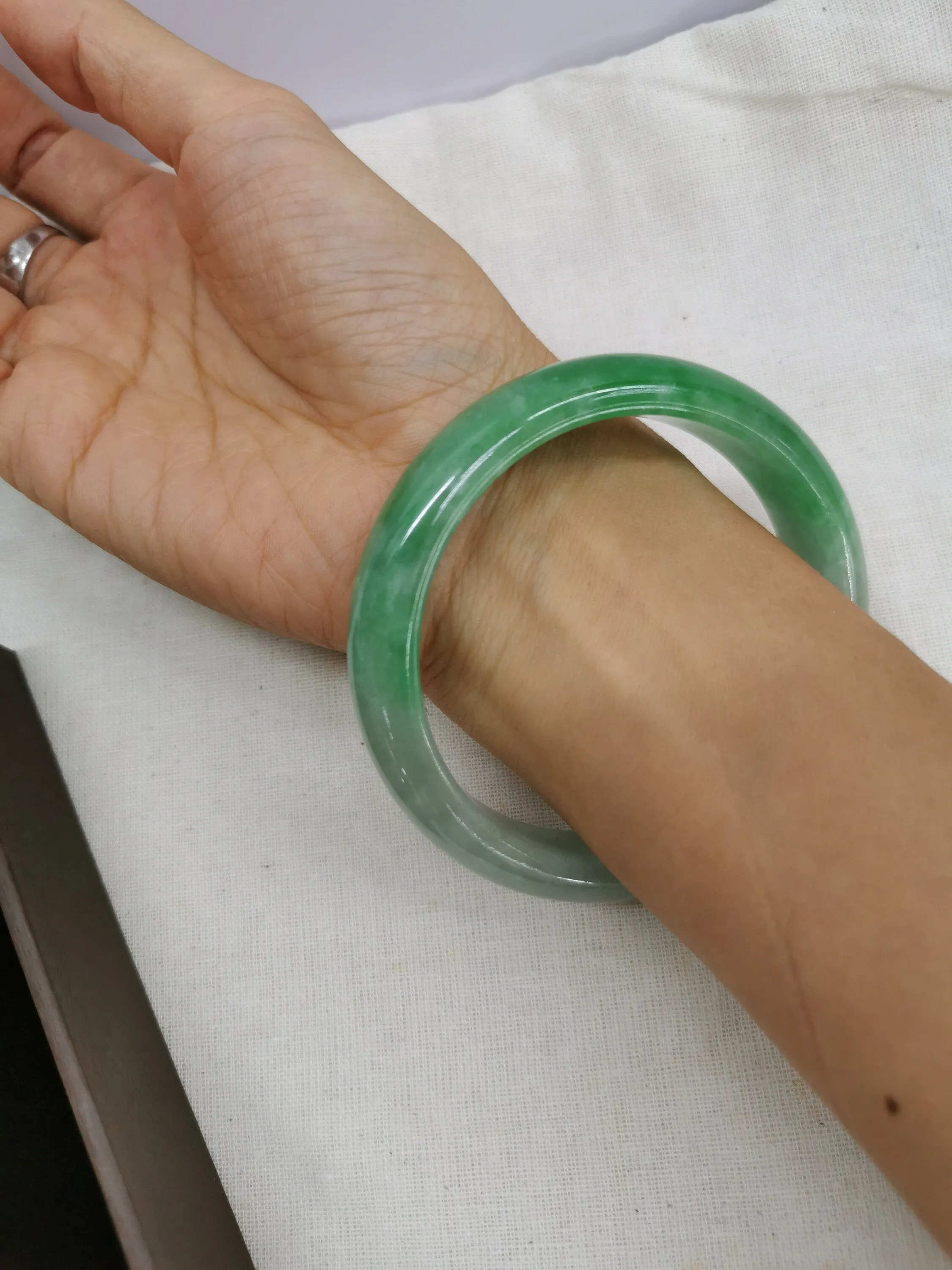 Translucent Light Green Jade Wide Bangle