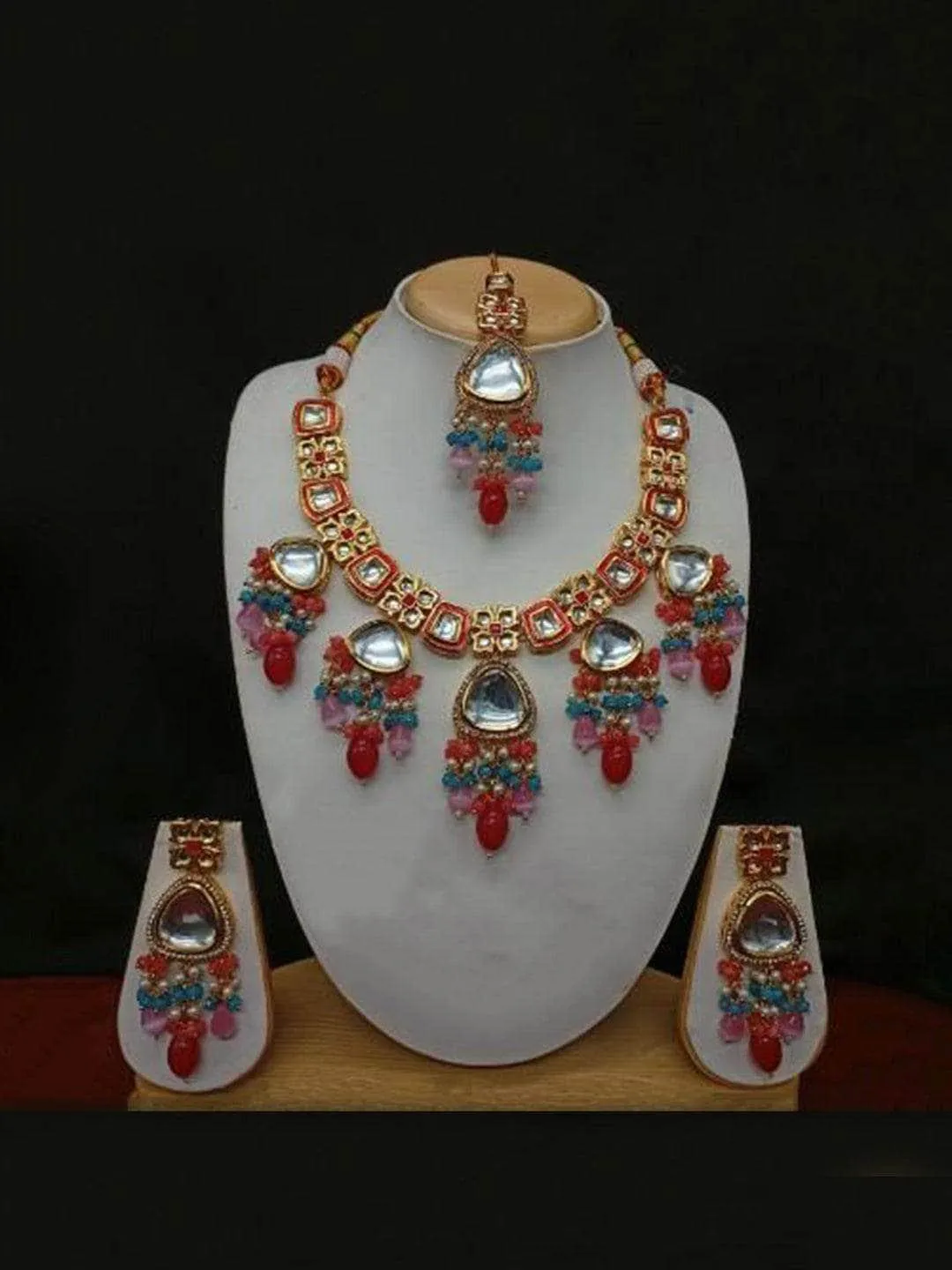 Triangular Hanging Kundan Necklace Earring And Teeka Set