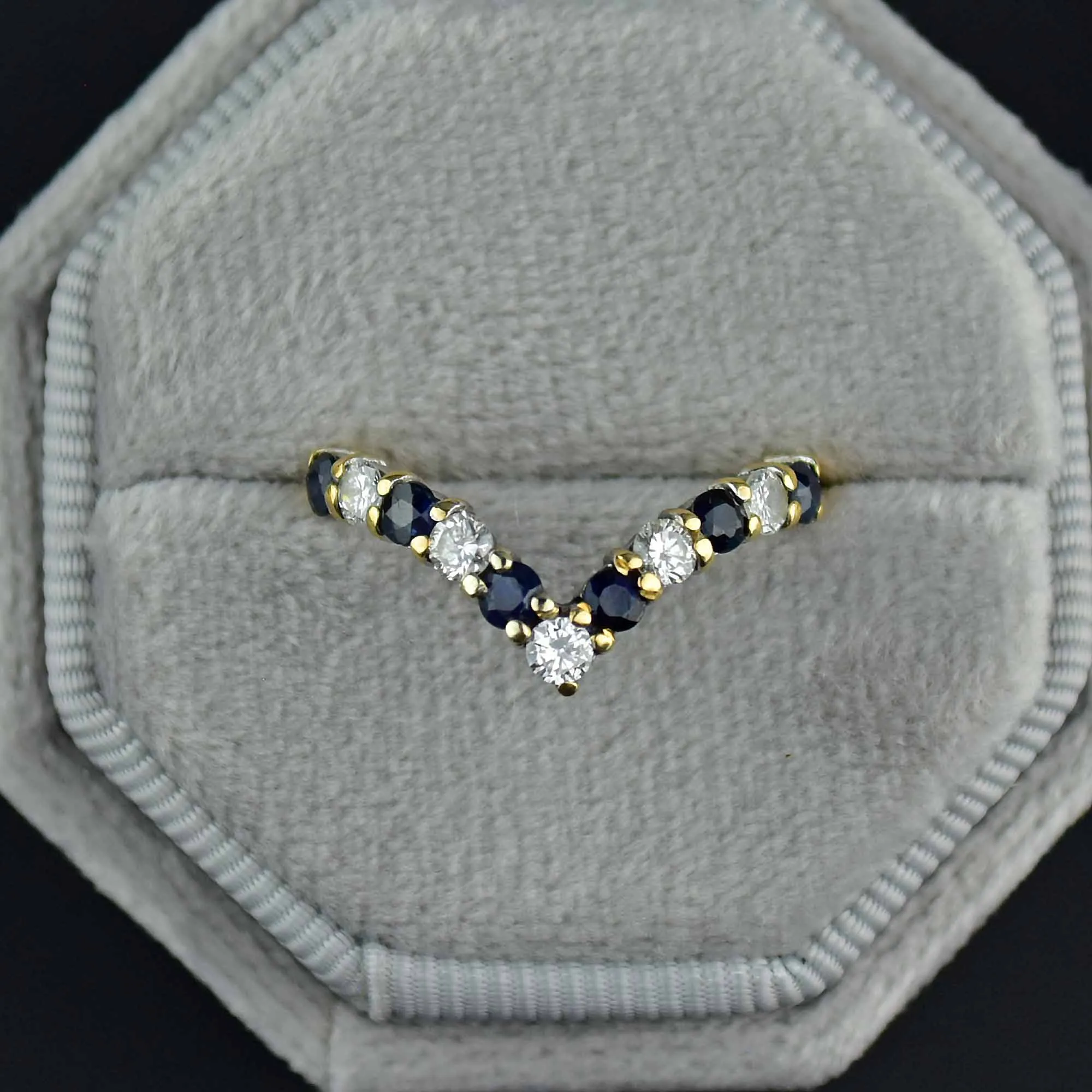 Vintage 18K Gold Diamond Sapphire Chevron Ring