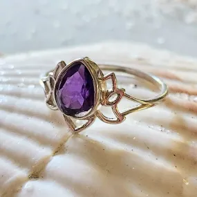 VIOLET AMETHYST LOTUS - 925 RING