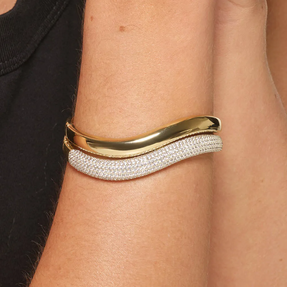 Wave Dome Bangle in Gold