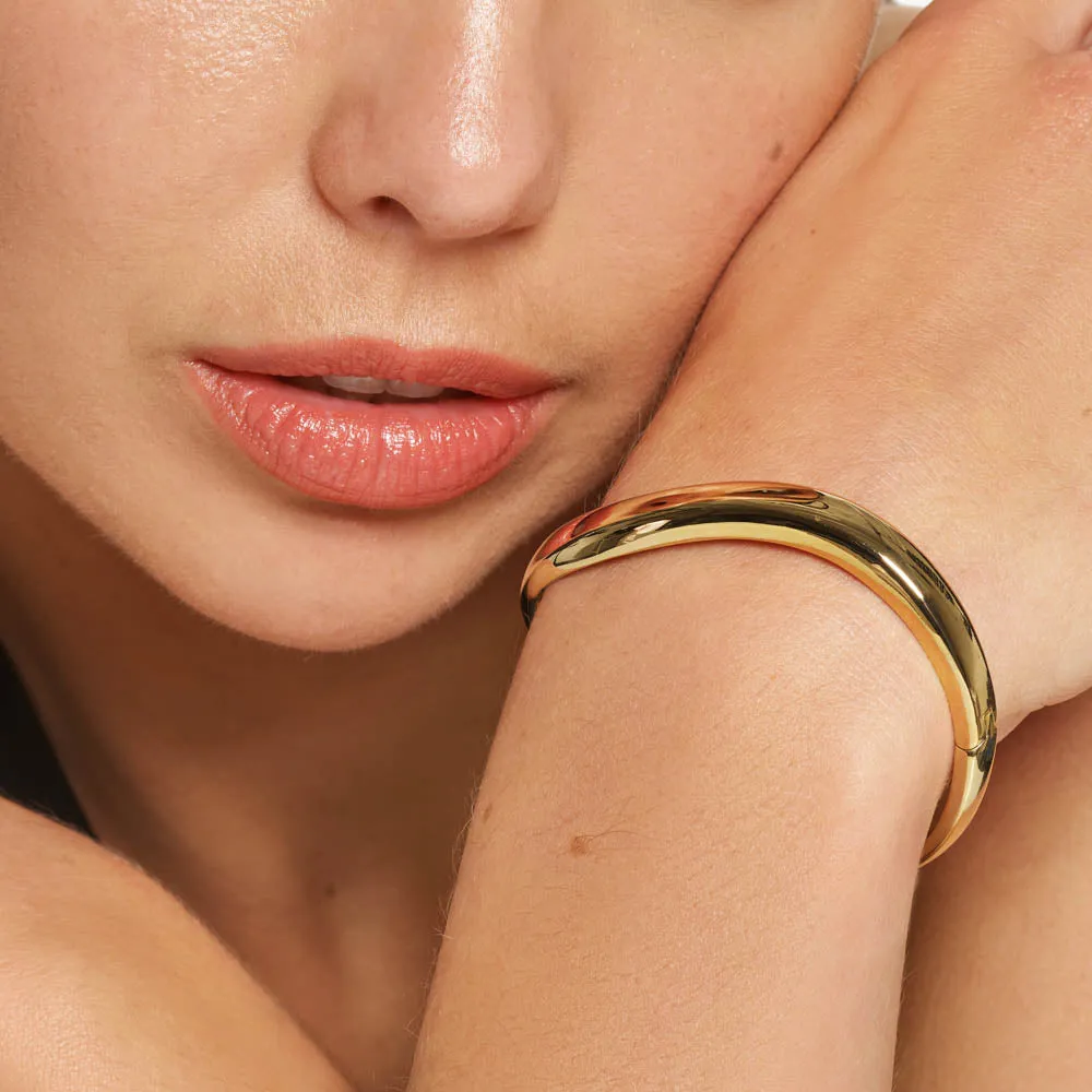 Wave Dome Bangle in Gold